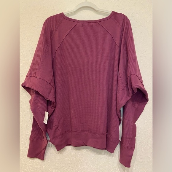 NWT Free People Santa Clara Thermal Slouchy Oversized V-neck Top Size M - Picture 8 of 10